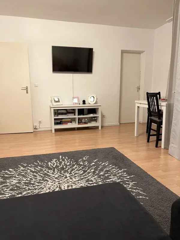 2 Zimmer Wohnung kaufen in Charlottenburg mit Balkon und Keller