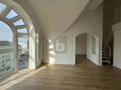 LOFT MITTEN IN SCHWABING FÜR INDIVIDUALISTEN