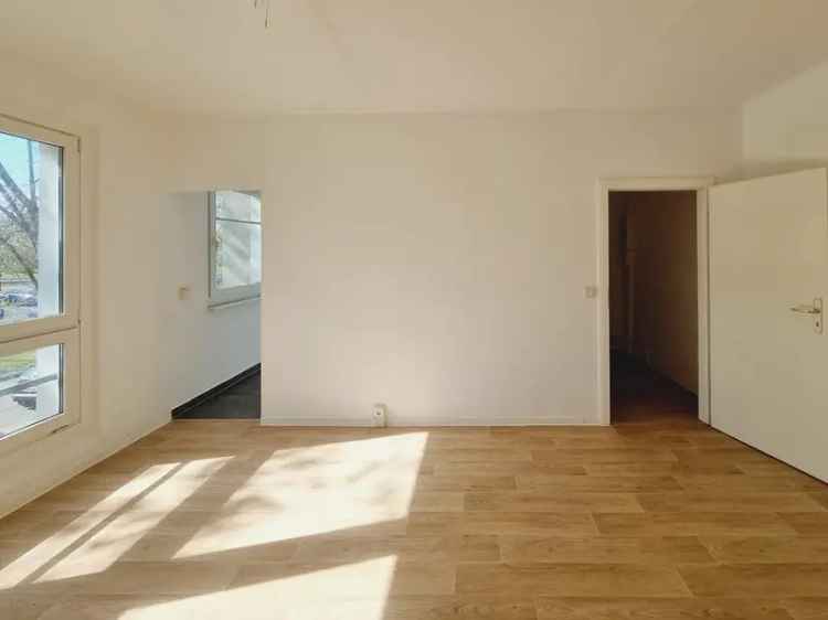Kurzer Weg in´s neue Zuhause! Ihre neue 1-Zimmer-Wohnung in der 1. Etage!