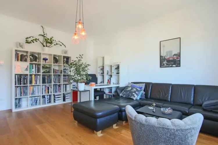 Moderne 2 Zimmer Wohnung mieten in zentraler Lage Düsseldorf Friedrichstadt