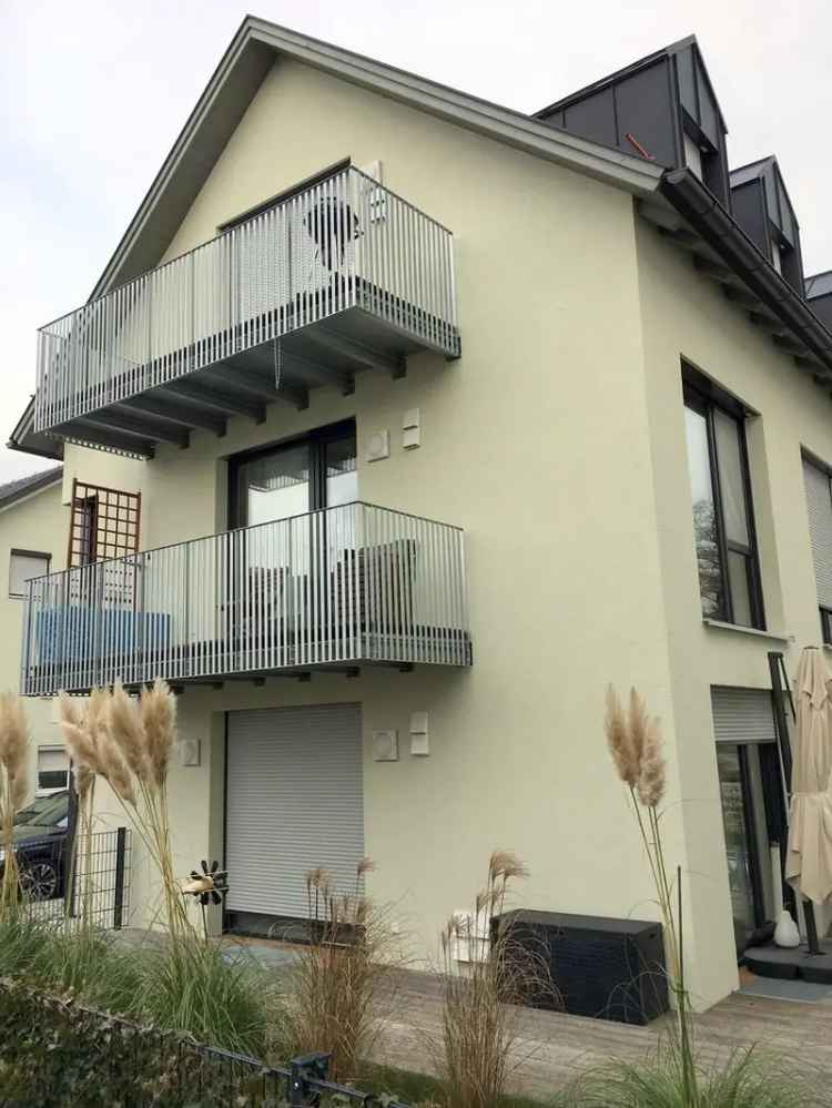 Maisonette-Gartenwohnung - 6 Zi, 3 Bäder, WC, ca. 136 m², Garten 166 m², Puchheim-Ort