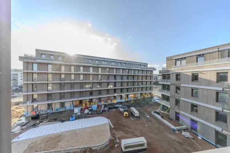 *Frühjahrs-AKTION* Barrierefreiheit auf 131 m²! Großzügige 4,5 Zimmer-Wohnung mit Balkon und Loggia