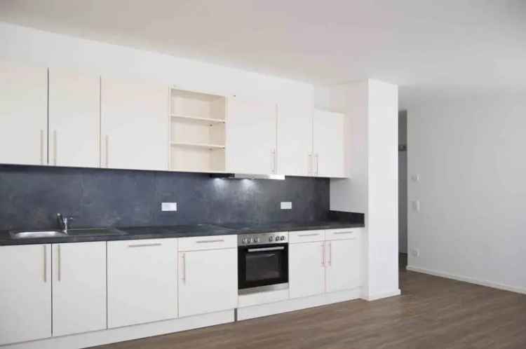 Nette Nachbarn gesucht: großzügige 4-Zimmer-Wohnung