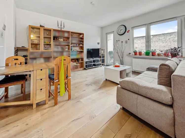 Helle 2-Zimmer-Wohnung mit Südbalkon in Berlin-Spandau