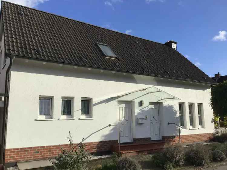 Einfamilienhaus kaufen Duisburg-Süd mit Einliegerwohnung und Garage