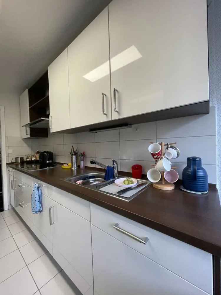 3 Zimmer Wohnung ab 01012025 modern m"}blierte Wohnung WG geeignet