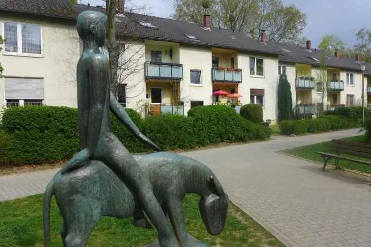 BN-Friesdorf. Vermietete 4-Zi.-Wohnung mit Balkon – provisionsfrei
