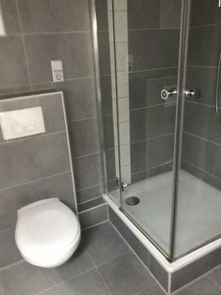 Schöne 3-Zimmer-Wohnung, Einbauküche, Gartenmitbenutzung, 73 qm, Wuppertal – Ronsdorf