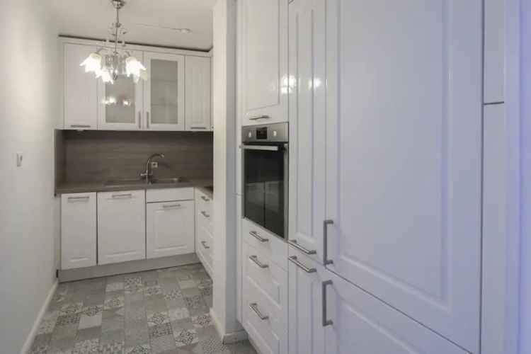 Top für Eigennutzer & Anleger – 3 Zimmer mit Loggia und EBK 