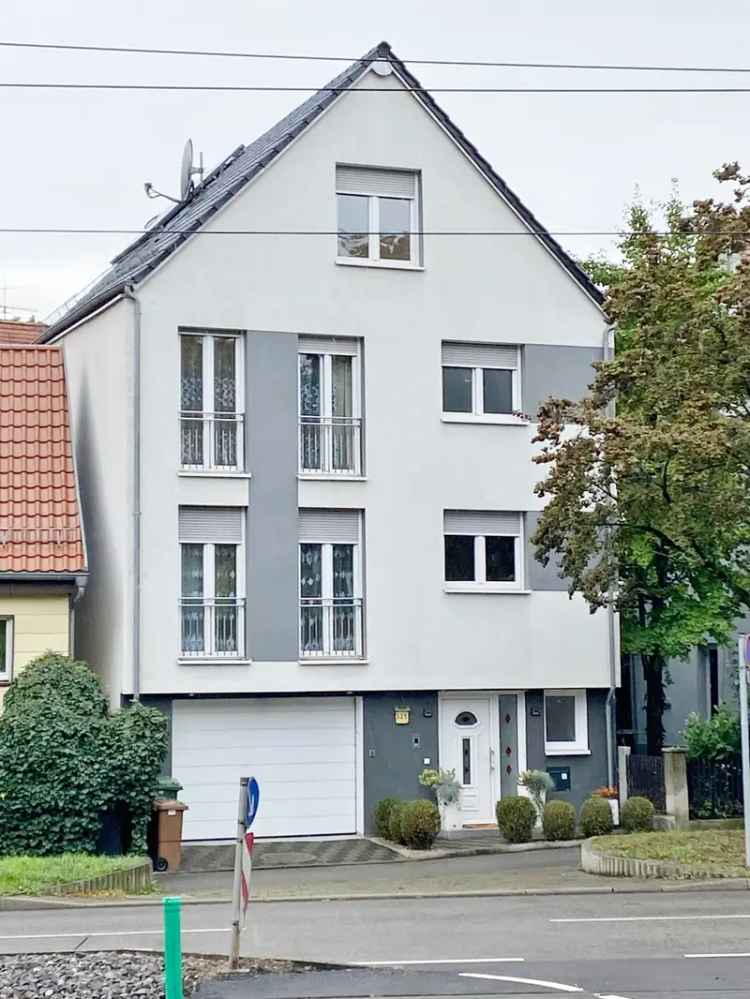 4-Etagiges Wohnhaus in Stuttgart mit großem Garten