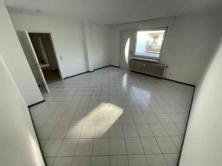 6 Zimmer Wohnung Darmstadt Heimstettensiedlung Balkon Parkplatz