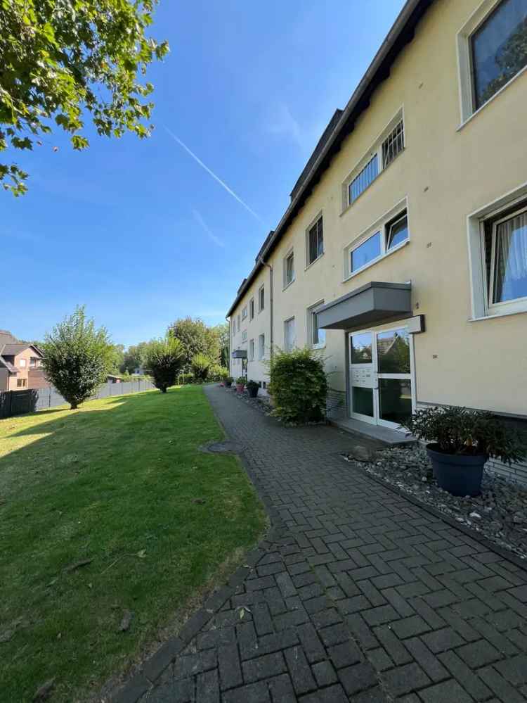 Für die kleine Familie oder Paare – 3 Zimmer mit Balkon