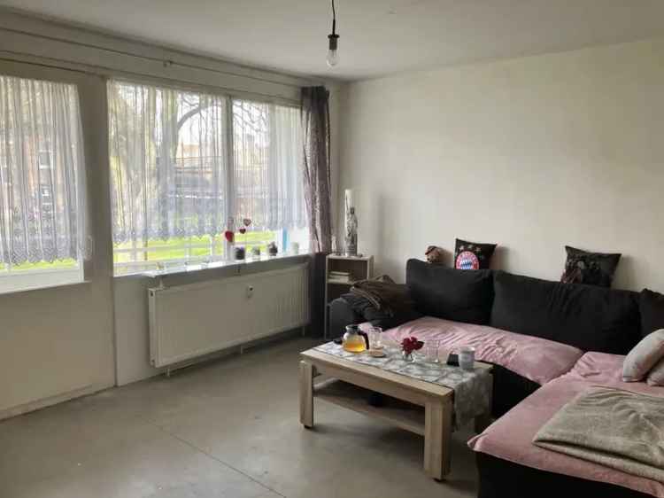 Erdgeschosswohnung: 4 Zimmer Peter-Zimmer-Straße99 in Moers