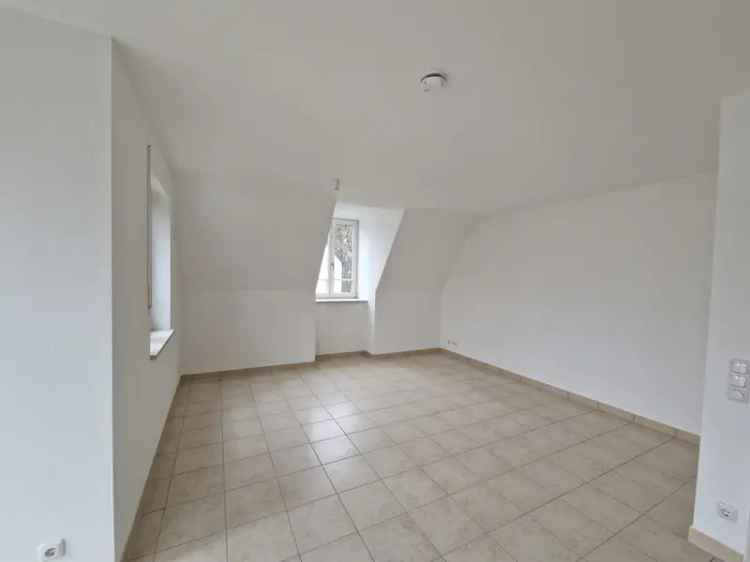 Stilvolle 3-Zimmer-Maisonette-Wohnung in ruhiger Wohnlage!