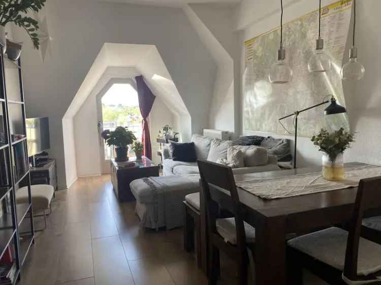 2 Zimmer Dachgeschosswohnung Berlin Steglitz Balkon S Bahn