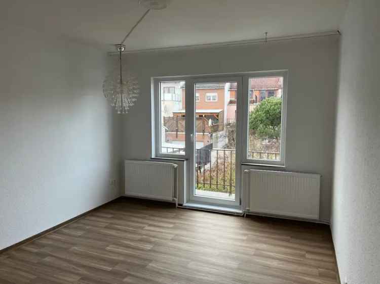 3 Zimmer mit Balkon in Bremen Hastedt