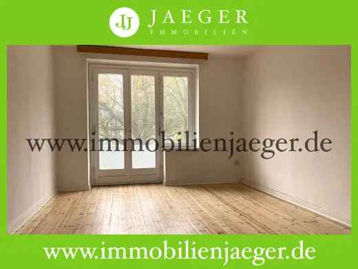 Winterhude Altbau Wohnung mit Balkon nahe Alsterkanal