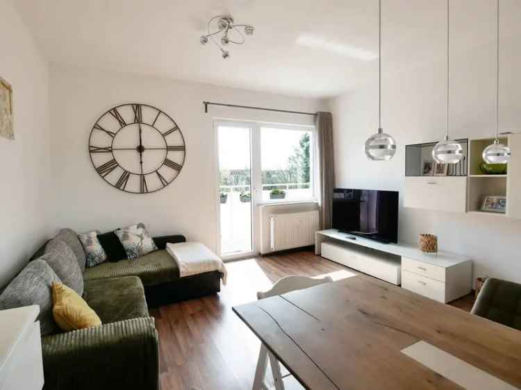 Wohlfühlwohnung in Steglitz – 2,5 Zi. im 4. OG mit AUFZUG und Sonnenbalkon – Bestzustand