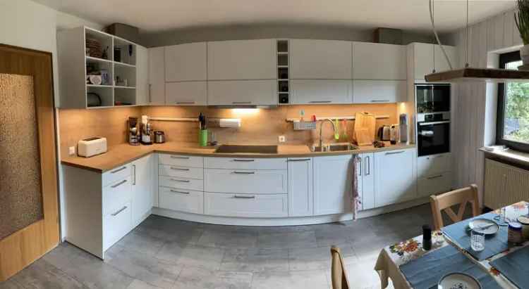 Traumhaftes Einfamilienhaus mit großem Garten und Wintergarten am Frankfurter Berg - von privat
