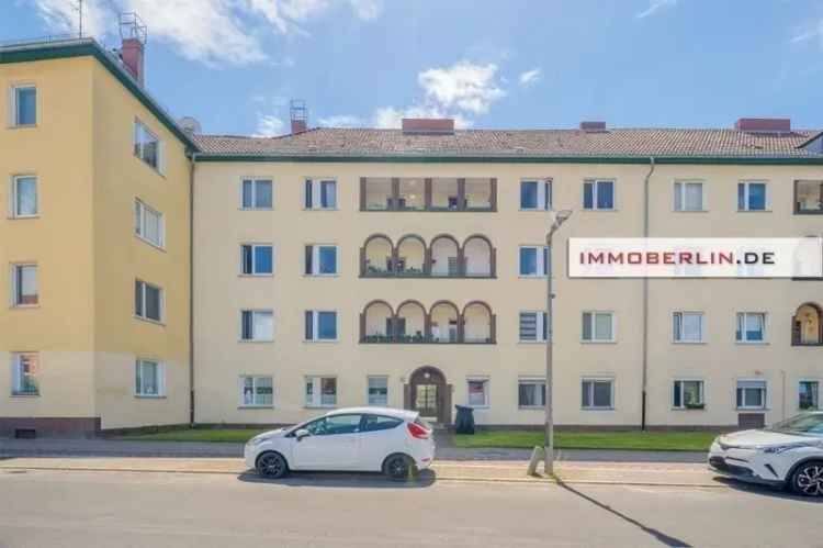 Altbauwohnung Tempelhof Loggia Gemeinschaftsgarten Familienfreundlich