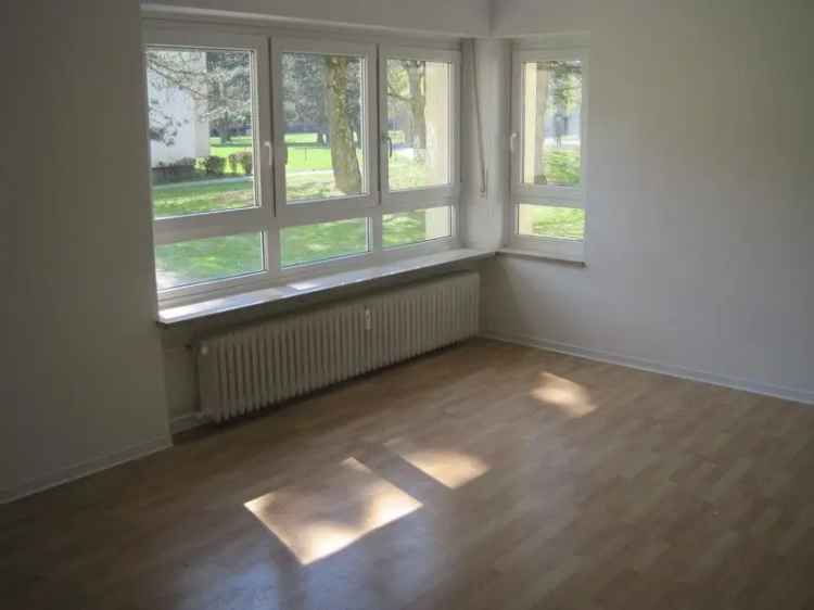 Wo das Leben so spielt! Renoviertes 1,5-Zimmer-Appartment