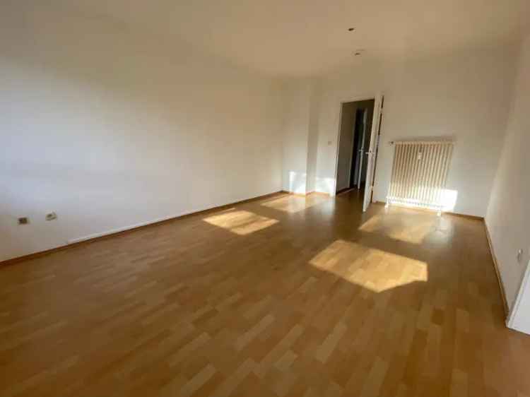 2-Zimmer-Wohnung in Hamburg-Horn mit Süd-Loggia und Garage