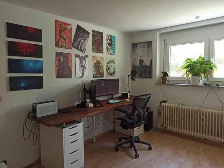 Helle, großzügig geschnittene 3 Zimmer Souterrain Wohnung ideal für Berufseinsteiger/Studenten