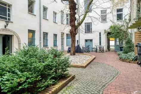 90m² Wohnung in Berlin nahe Rosenthaler Platz