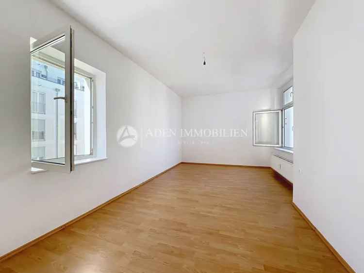 Hell und ruhig! 2-Zimmer-Wohnung im Herzen des pulsierenden Bezirks Friedrichshains.