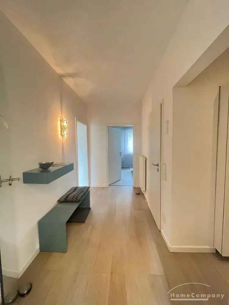 Exklusiv möblierte und ruhige Terrassenwohnung im Kölner Westen (Köln-Junkersdorf)