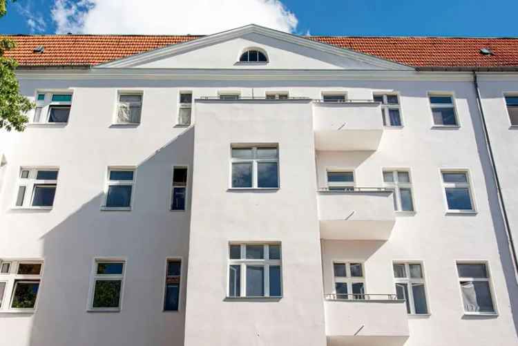 Idyllisch und urban: 1-Zimmer-Altbauwohnung mit Balkon in Südost-Ausrichtung – VERMIETET