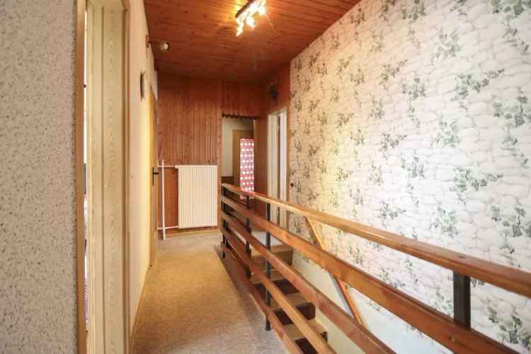 Bezugsfreier 5 Zimmer Bungalow mit Keller und Südwest Garten in Bautzen Cunewalde 