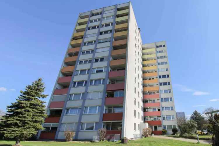 Für Tatkräftige: Vermietete, gestaltbare ETW mit Balkon und Stellplatz in Bergheim
