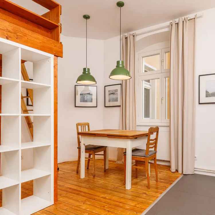 zentrale und ruhige Altbau-Wohnung in Mitte-Gesundbrunnen, 33qm