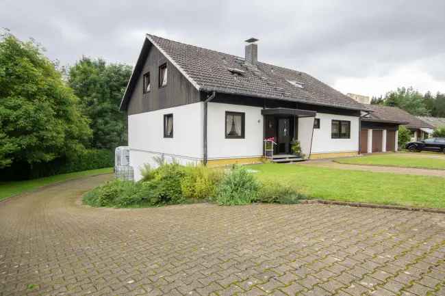 Mieten charmantes 1-2 Familienhaus in St. Blasien mit Balkon und Garten