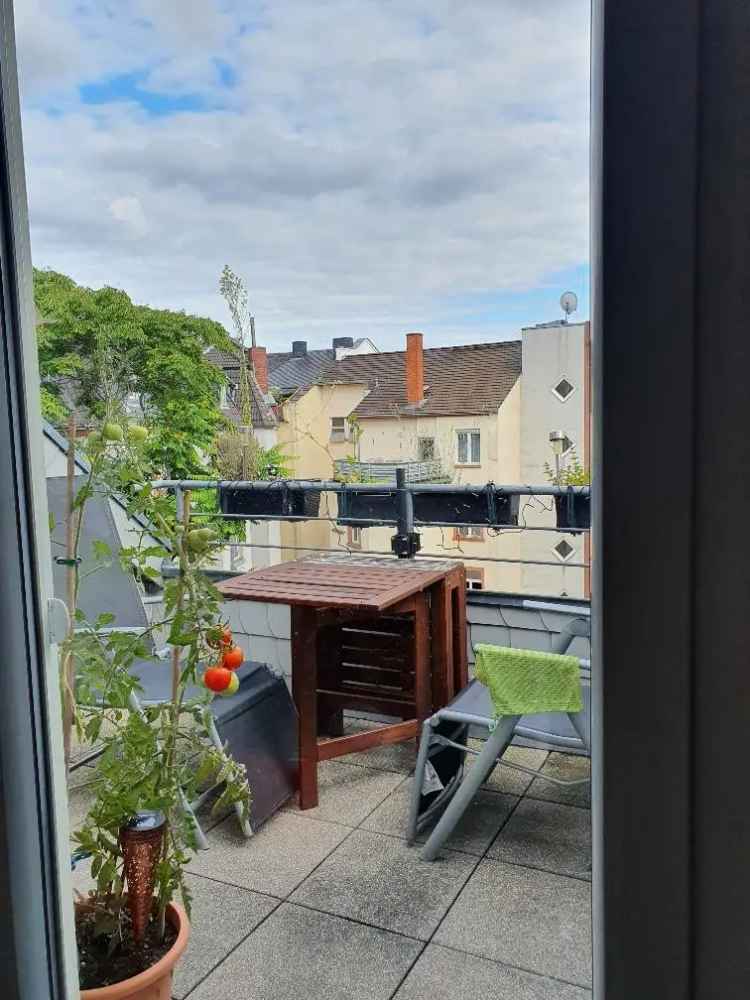 Kaufen Maisonette Wohnung in zentraler Lage mit Dachterrasse und Skylineblick