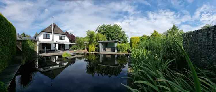 Einfamilienhaus, RESERVIERT, provisionsfrei, mit Keller, Schwimmteich, Sauna & großzügigem Garten