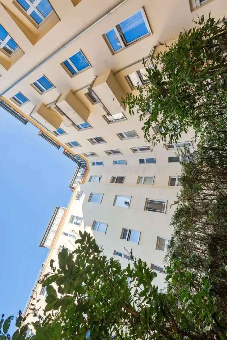 3-Zimmer-Altbauwohnung in Moabit