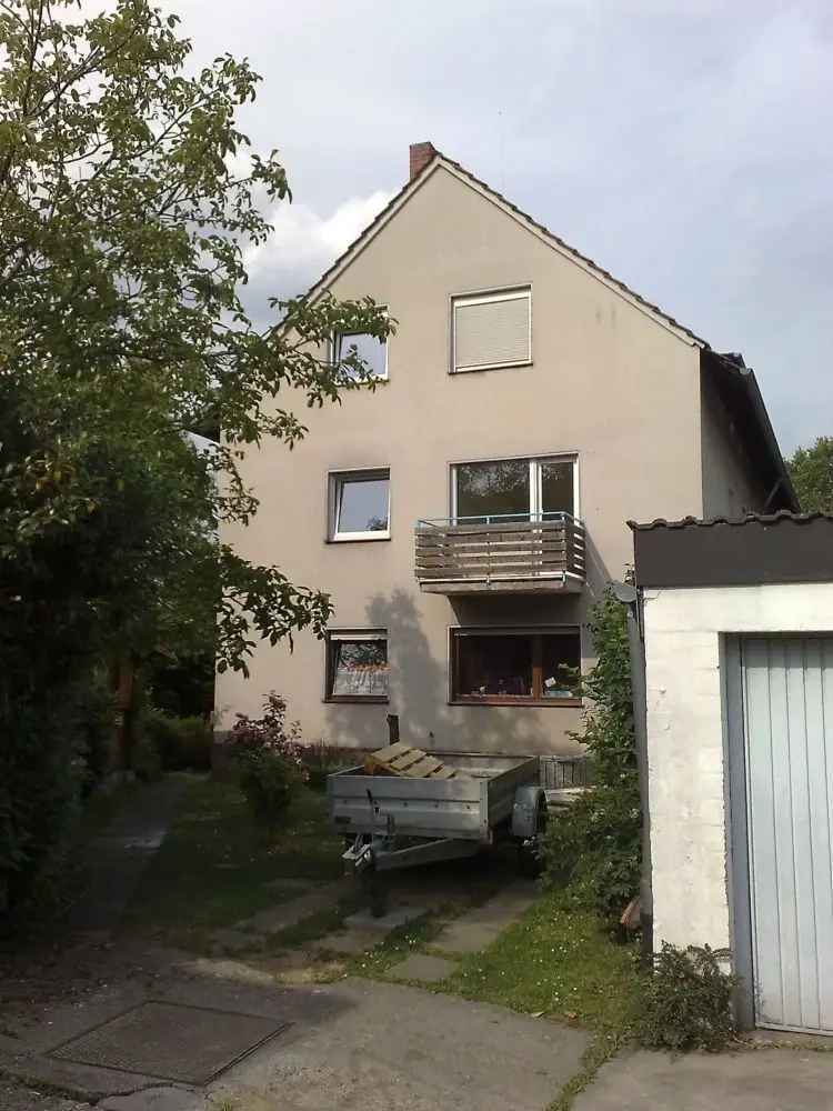 Friesdorf Mehrfamilienhaus mit Innenhof und 3 Garagen in Bonn