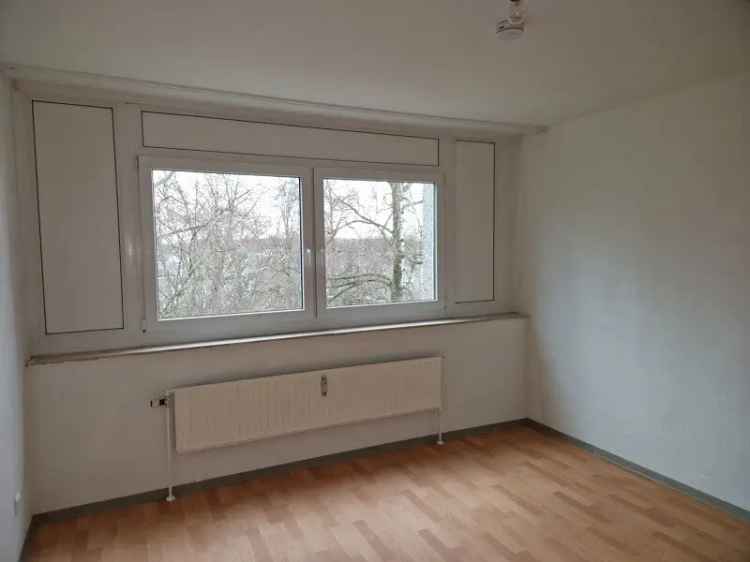 Moderne 3 5 Zimmer Wohnung mit Balkon WBS