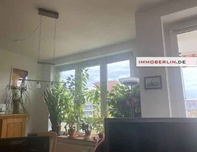 Helle vermietete Wohnung mit ruhigem Südwestbalkon + Tiefgaragenplatz nahe Volkspark Humboldthain