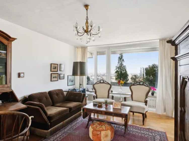 Weitblick bis in die Berge – Großzügige 3-Zi.-ETW im 12. OG München-Moosach/Olympia-Pressestadt