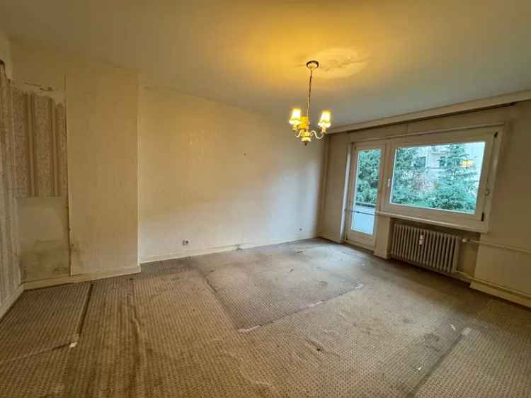 2-Zimmer Wohnung Eilbekkanal Sanierungsobjekt