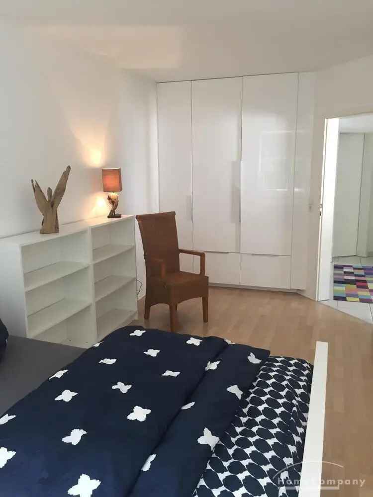 Mieten Sie eine möblierte 2 Zimmer Wohnung in Hürth Köln mit Balkon und Parkplatz