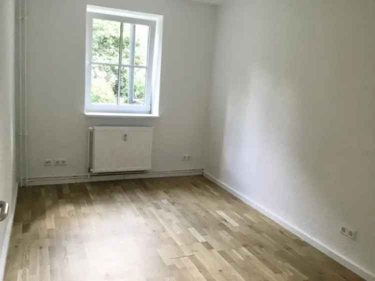 Gemütliche 2,5-Zimmer-Wohnung mit Balkon und Tageslichtbad 