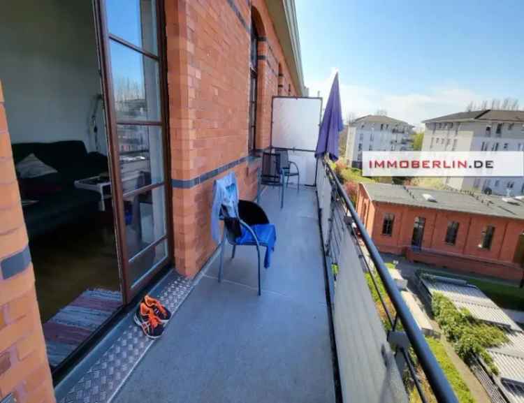 IMMOBERLIN.DE - Charmante Altbauwohnung mit Südwestbalkon, Seeblick & Pkw-Stellplatz in sehr angenehmer Lage