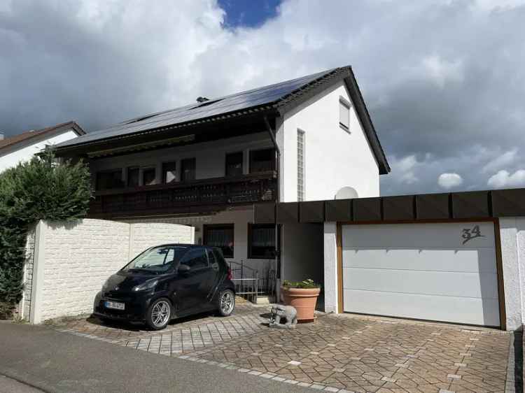 Freistehendes Einfamilienhaus in Nordheim in zentraler Lage mit großem Garten zu verkaufen.