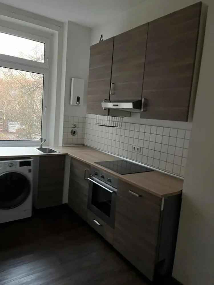 Mieten charmante wohnung in Wiesbaden Mitte mit 4 Zimmern und Altbaucharme