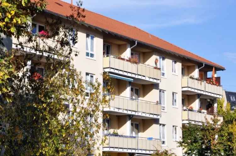 Mieten wohnung Kaditz Neubau mit schönen Außenanlagen