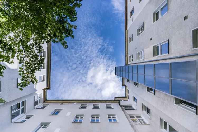 Anlegen in „Kreuzkölln“: Bezugsfreie 1-Zimmerwohnung in Berliner Altbau
